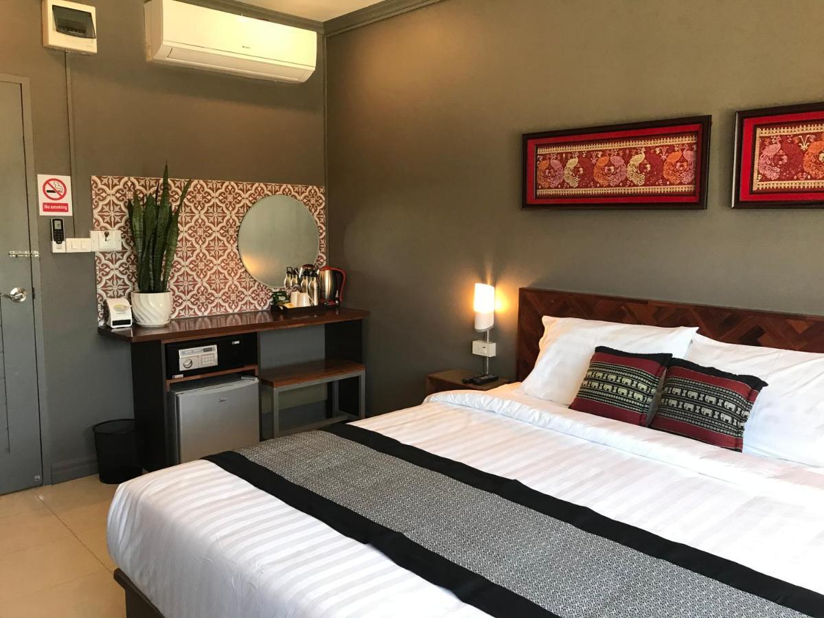Patuxay Place Vientiane Exterior photo