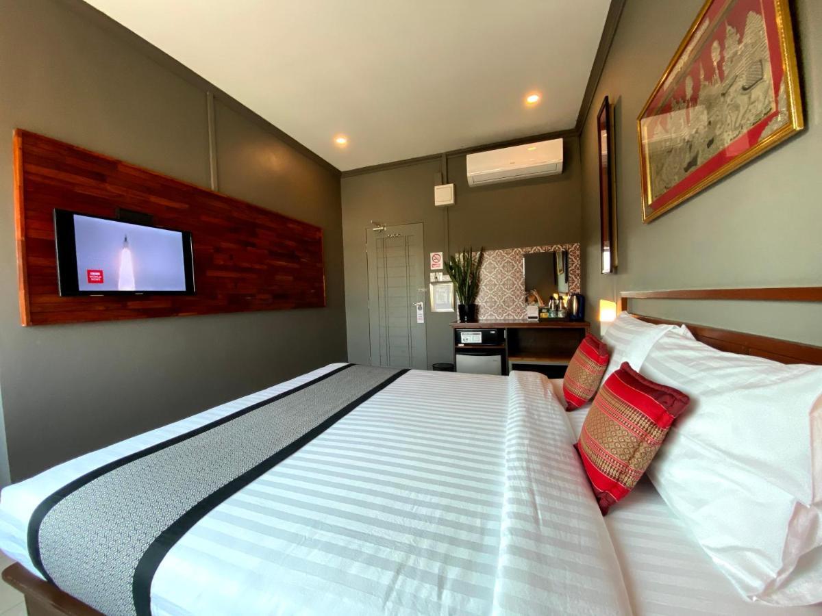 Patuxay Place Vientiane Exterior photo