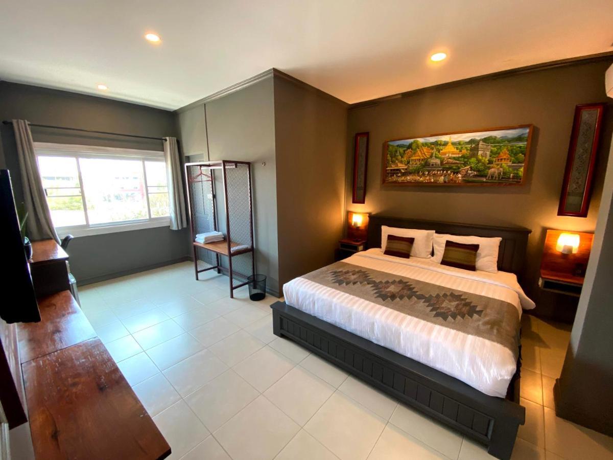 Patuxay Place Vientiane Exterior photo